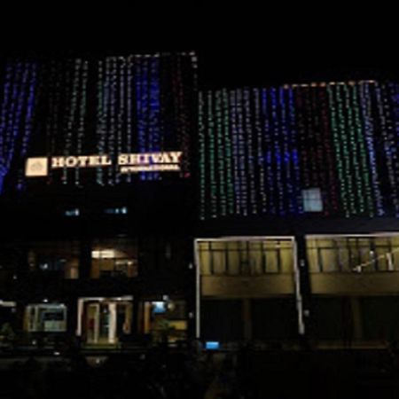 Hotel Shivay International Tharad Eksteriør billede