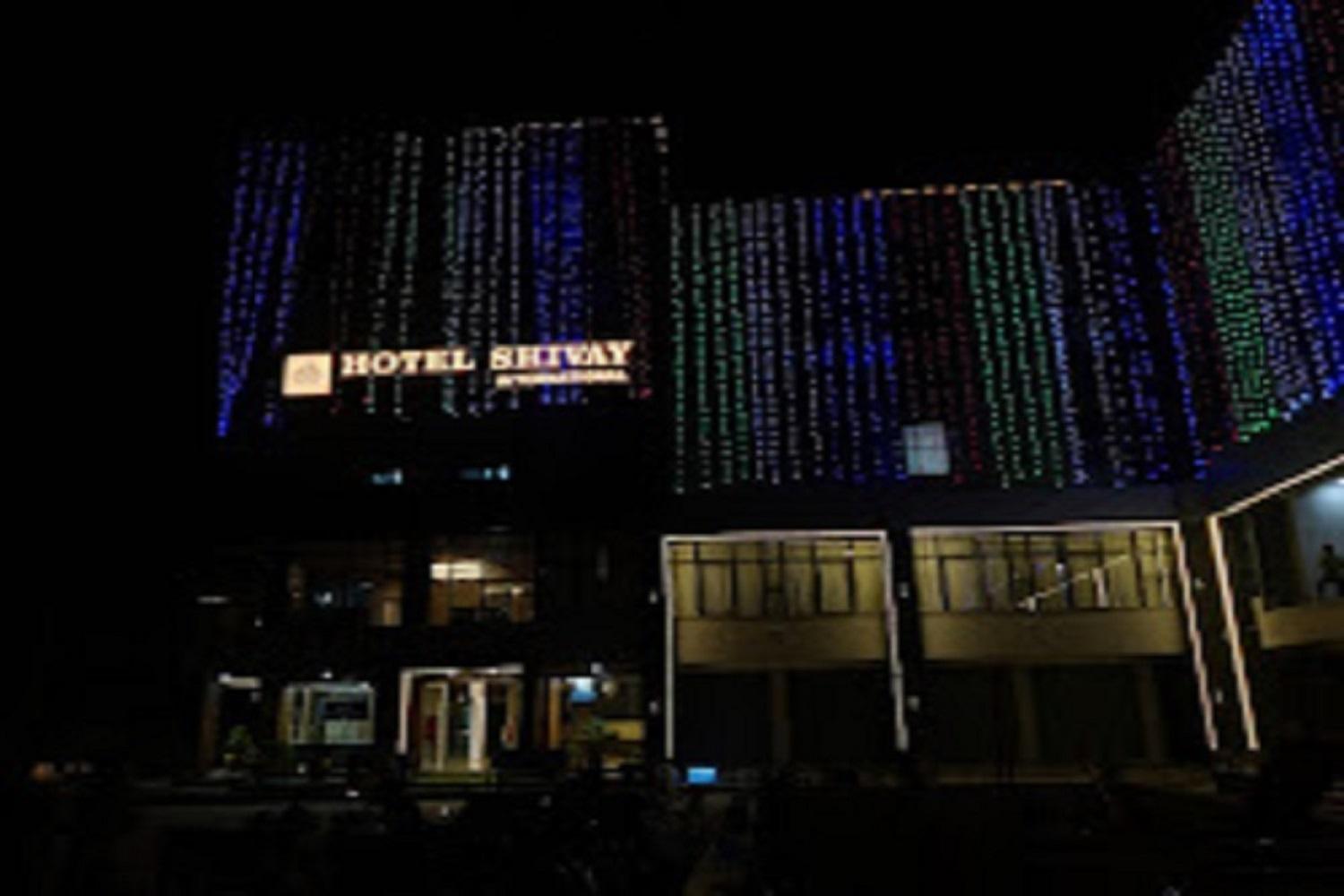 Hotel Shivay International Tharad Eksteriør billede